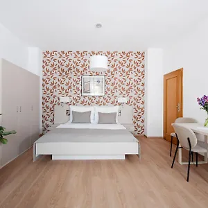 Andel Apartahotel